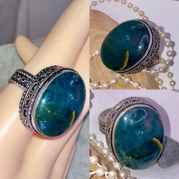 Bloodstone Gemstone Chunky Handmade Ring - Picture 4 of 5